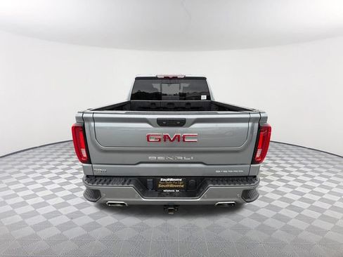 Used 2023 GMC Sierra 1500 Denali w/ Denali Carbonpro Edition AWD/4WD image 6