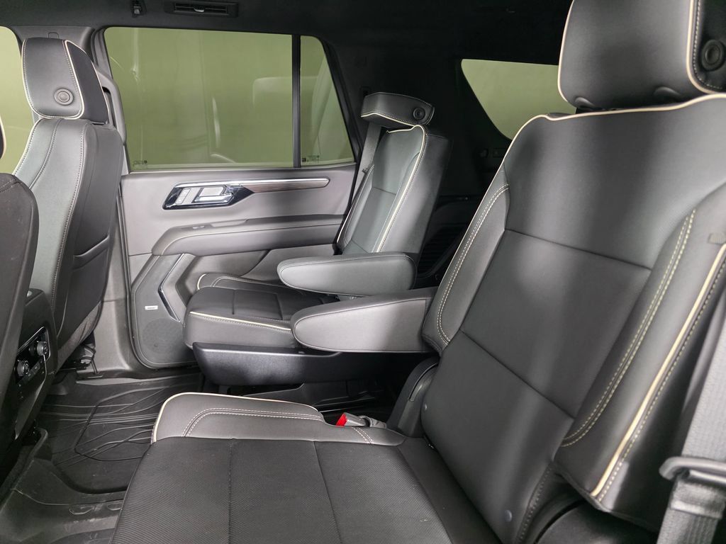 Used 2025 Chevrolet Tahoe Premier w/ Sun And Tow Package AWD/4WD image 30