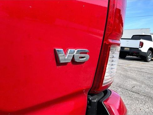 Used 2017 Toyota Tacoma TRD Sport image 20