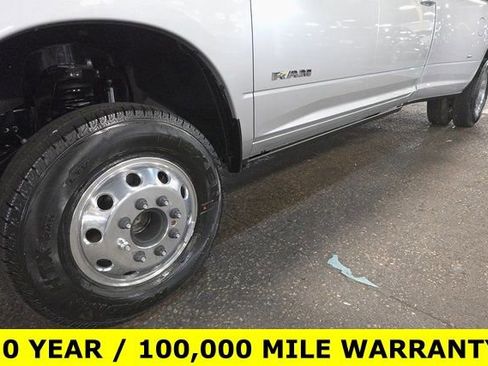 New 2026 RAM 3500 Laramie image 29