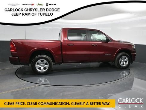 Used 2025 RAM 1500 Big Horn AWD/4WD image 4