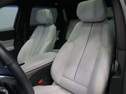 Certified 2024 Cadillac Lyriq Sport AWD/4WD image 15