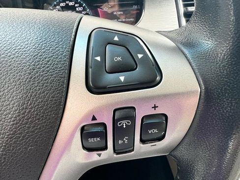 Used 2018 Ford Taurus SEL w/ Equipment Group 201A FWD image 14