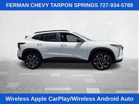 New 2026 Chevrolet Trax RS w/ Sunroof Package image 10