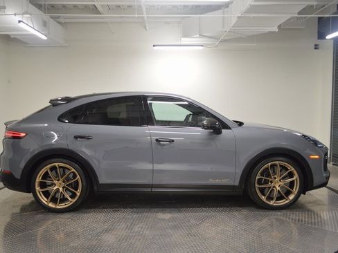 Certified 2023 Porsche Cayenne Turbo GT image 8