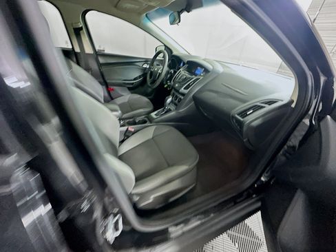Used 2012 Ford Focus SE image 28