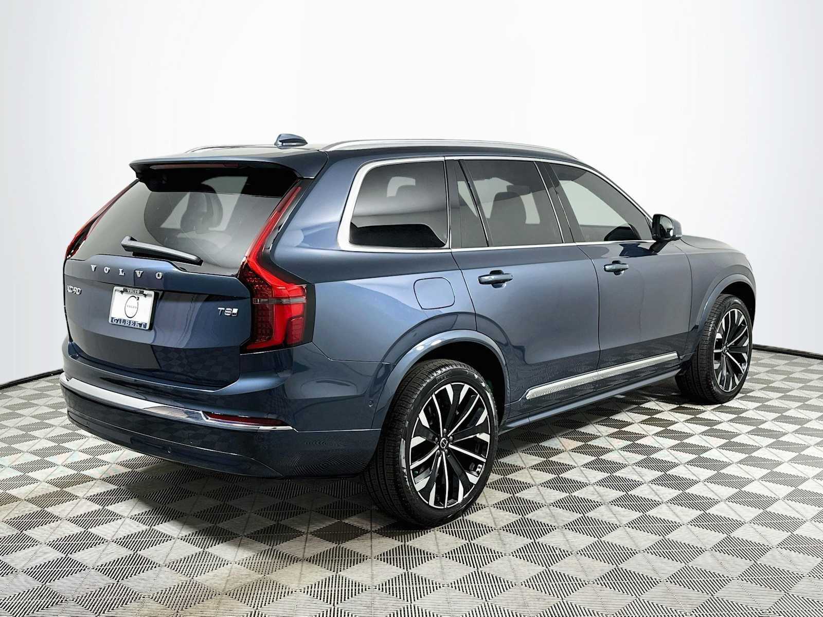 New 2026 Volvo XC90 T8 Plus w/ Protection Package AWD/4WD image 7