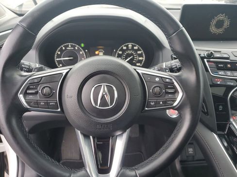 Used 2024 Acura RDX SH-AWD image 16