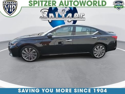 Used 2024 Nissan Altima 2.5 SL AWD/4WD image 6