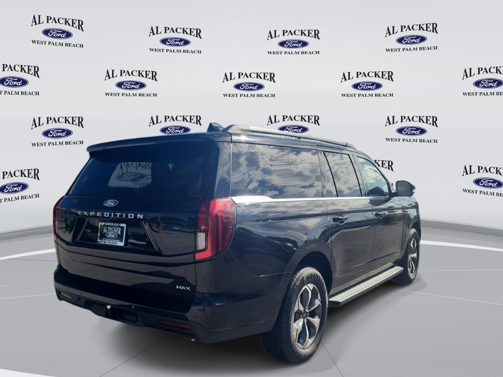 New 2027 Ford Expedition Max Active RWD image 5