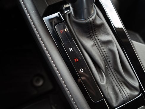 Used 2023 Honda Accord Touring image 29