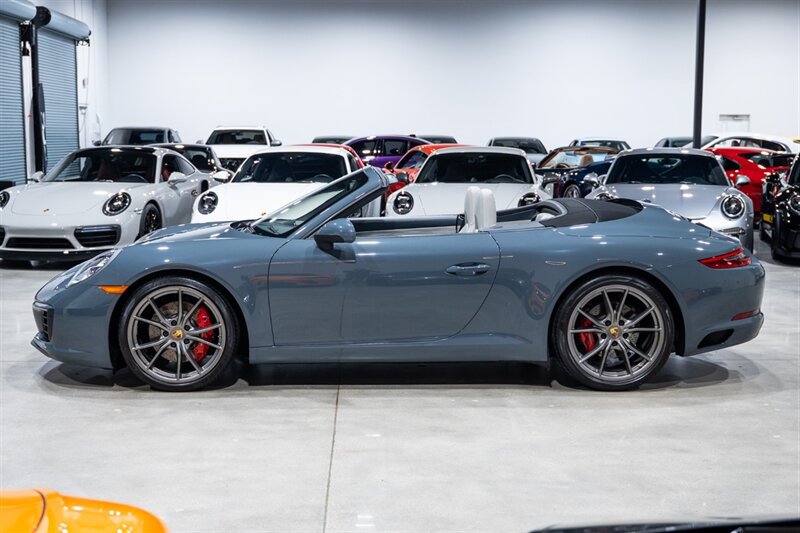 Used 2017 Porsche 911 Carrera S RWD image 3