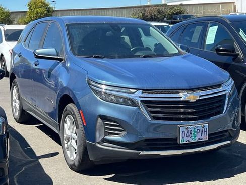 Used 2024 Chevrolet Equinox LT AWD/4WD image 2