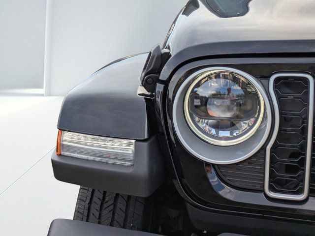New 2025 Jeep Wrangler Unlimited Sahara AWD/4WD image 8
