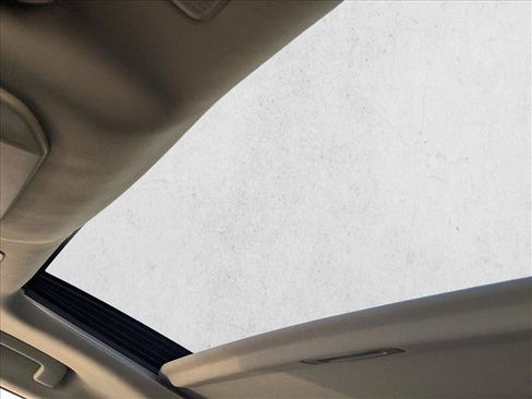 Certified 2024 Toyota Highlander XLE FWD image 14