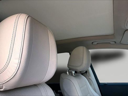 Used 2021 Mercedes-Benz GLS 580 4MATIC image 28