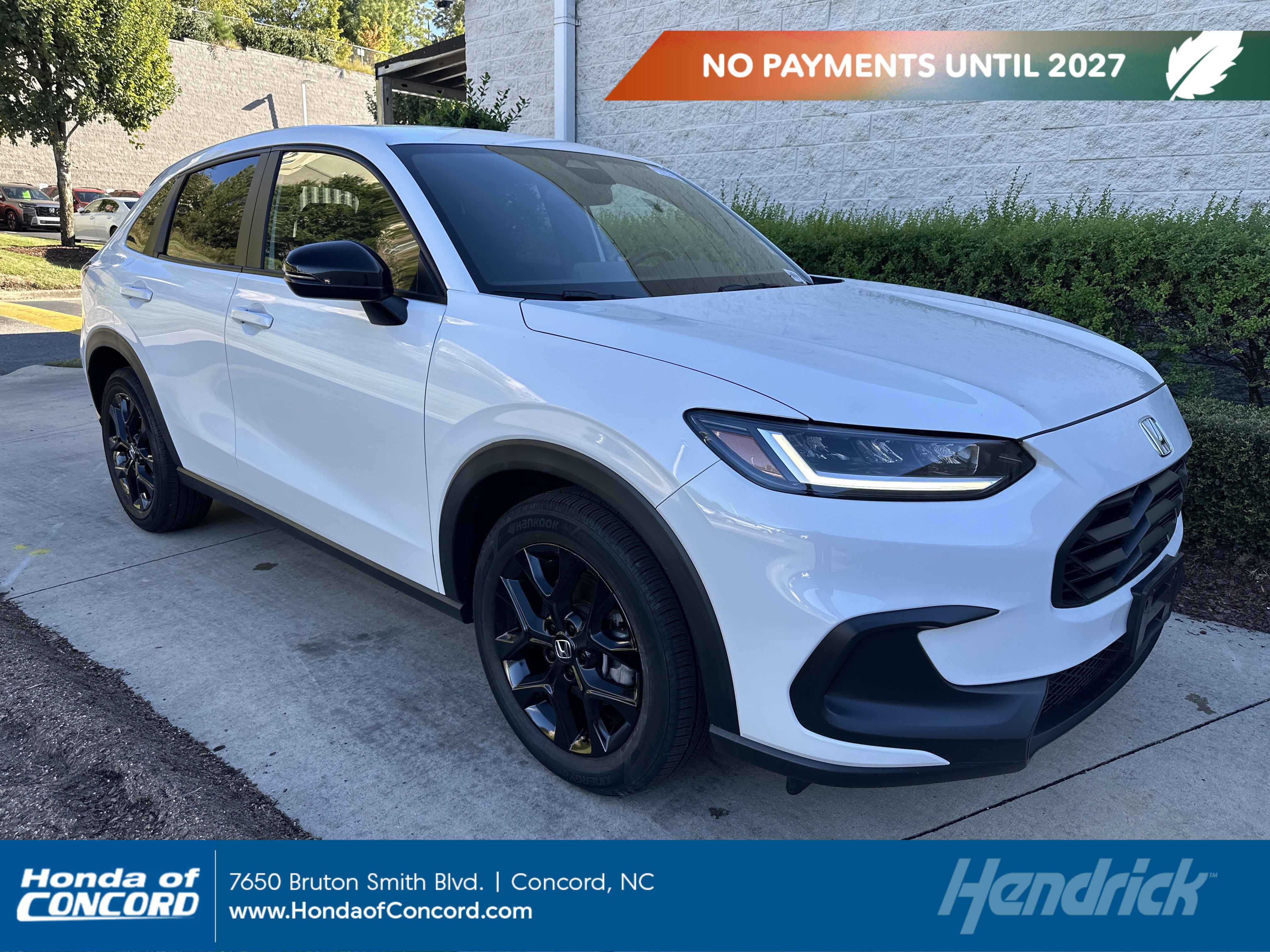 Certified 2024 Honda HR-V Sport image 1