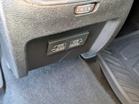 Used 2021 Jeep Cherokee Latitude Plus FWD image 14