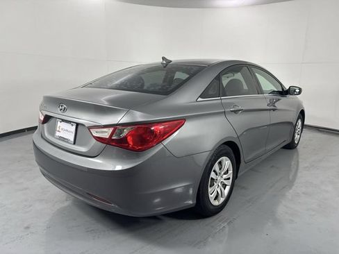 Used 2011 Hyundai Sonata GLS FWD image 32