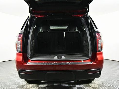 Used 2023 Chevrolet Suburban RST w/ Luxury Package image 28