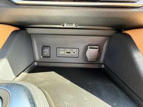 New 2025 Nissan Sentra SV w/ SV Premium Package image 31