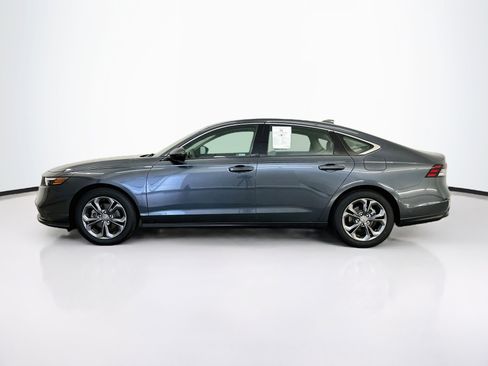 Used 2023 Honda Accord EX image 4