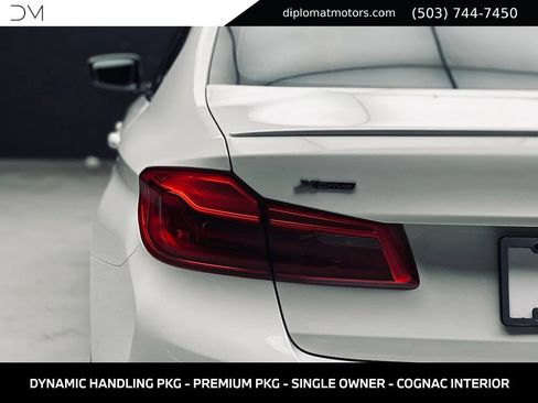 Used 2020 BMW M550i xDrive w/ Dynamic Handling Package AWD/4WD image 15