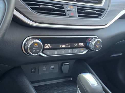 New 2026 Nissan Altima 2.5 SV FWD image 20