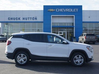 Used 2024 GMC Terrain SLE