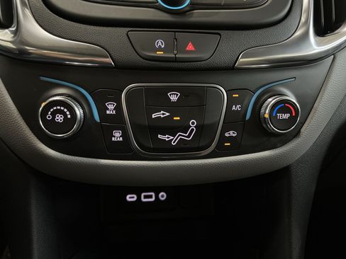 Used 2024 Chevrolet Equinox LS AWD/4WD image 20