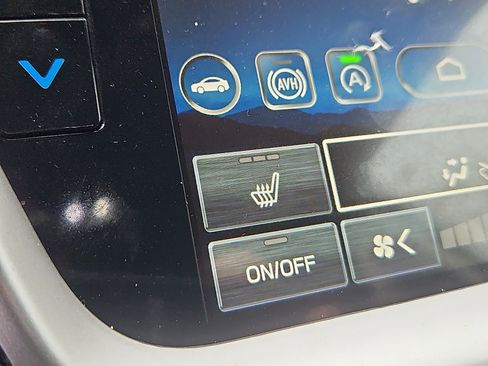 Certified 2025 Subaru Outback Premium image 10