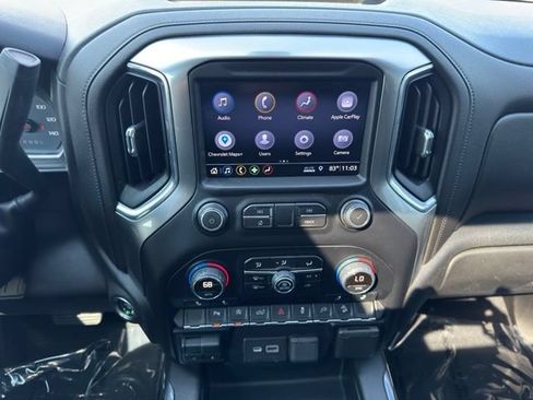 Used 2019 Chevrolet Silverado 1500 RST AWD/4WD image 17