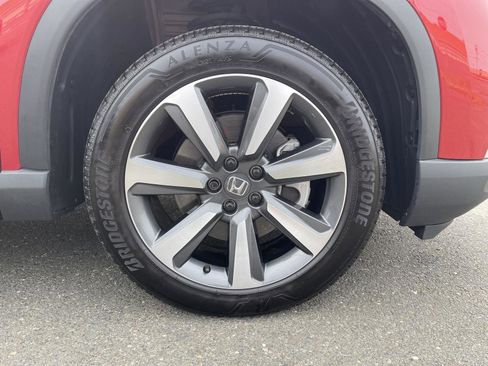 Used 2025 Honda Pilot Touring image 27