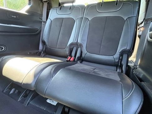 Used 2023 Jeep Grand Cherokee L Laredo AWD/4WD image 36