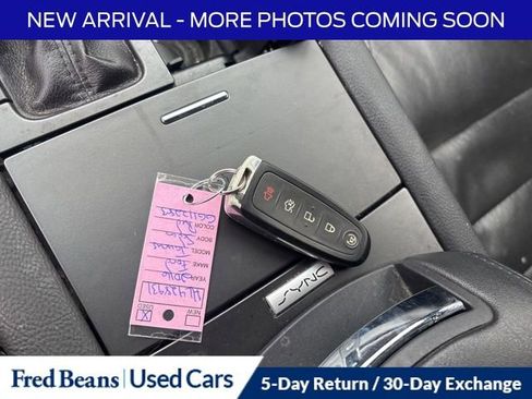 Used 2016 Ford Taurus Limited image 14