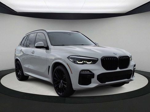 Used 2021 BMW X5 xDrive40i w/ M Sport Package AWD/4WD image 2