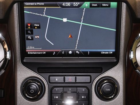 Used 2016 Ford F250 Lariat w/ Lariat Ultimate Package image 27