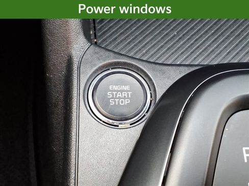 Used 2025 Kia K4 FWD image 26