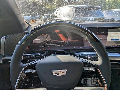 New 2025 Cadillac Escalade ESV Sport w/ Touring Package image 31