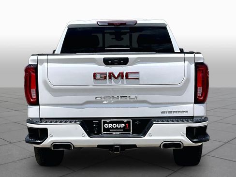 Used 2022 GMC Sierra 1500 Denali w/ Denali Premium Package AWD/4WD image 5