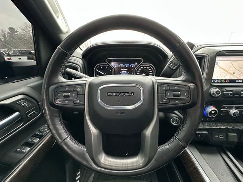 Used 2022 GMC Sierra 2500 Denali w/ Denali Ultimate Package image 10
