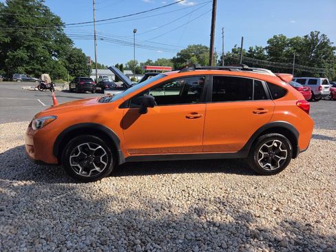 Used 2014 Subaru Crosstrek 2.0i Premium AWD/4WD image 3
