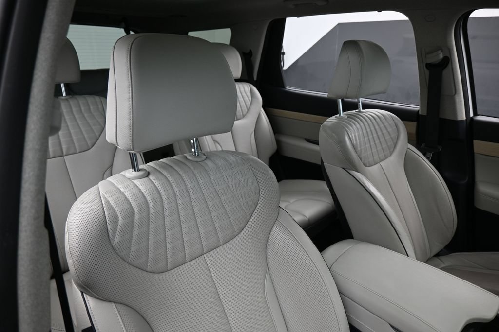 Used 2024 Hyundai Palisade Limited FWD image 49
