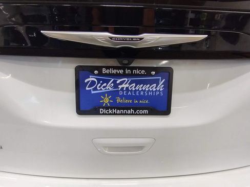 Used 2023 Chrysler Voyager LX FWD image 15