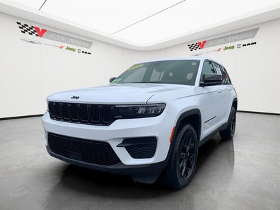 Used 2024 Jeep Grand Cherokee Altitude