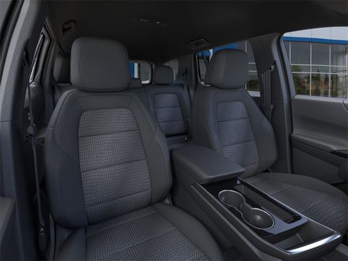 New 2025 Chevrolet Equinox LT w/ Safety and Technology Package image 48