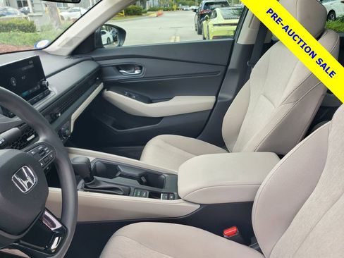 Used 2025 Honda Accord SE image 15