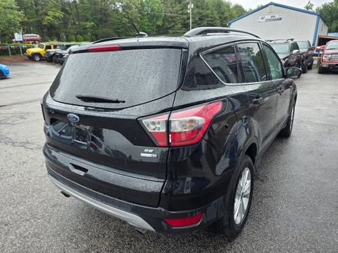 Used 2018 Ford Escape SE AWD/4WD image 5