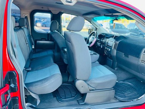 Used 2005 Nissan Titan XE image 14