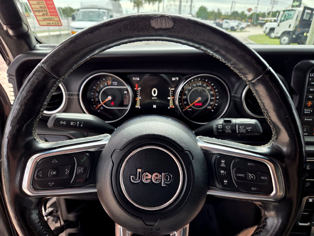 Used 2020 Jeep Wrangler Unlimited Sahara AWD/4WD image 28